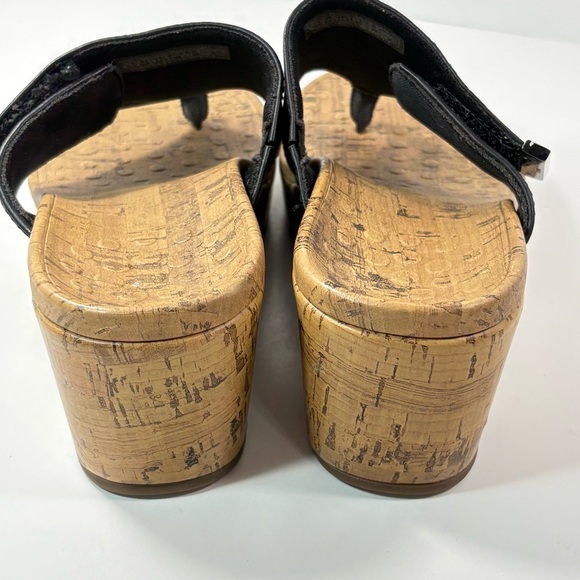 Vionic Womens Size 6 Black Anitra Leather Wedge Thong Sandal Flip Flops Black - Picture 6 of 10